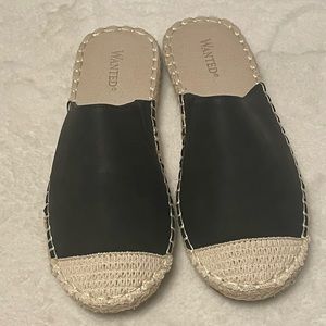 Mule flats black